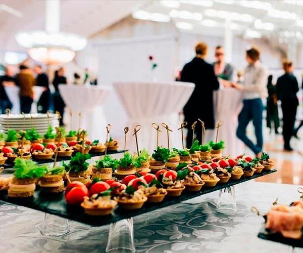 Именно LS Кейтеринг превращает каждое событие в незабываемый опыт