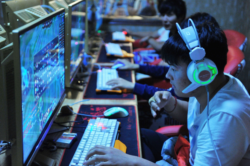 Впервые на фото: «элитный» компьютерный клуб в Северной Корее предлагает премиальные Asus ROG и AAA-игры