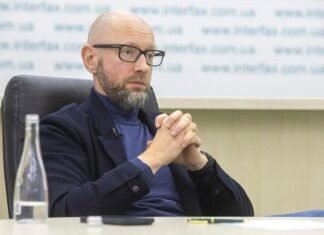 Проблема отношений с Венгрией — это проблема не Украины, а ЕС и НАТО, убежден Яценюк