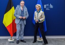 ЕС рассматривает новый вариант поддержки Украины на сумму до €90 млрд без использования активов РФ, допуская завершение войны в 2026 году.