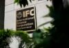 IFC приобретет доли в двух украинских страховых компаниях.