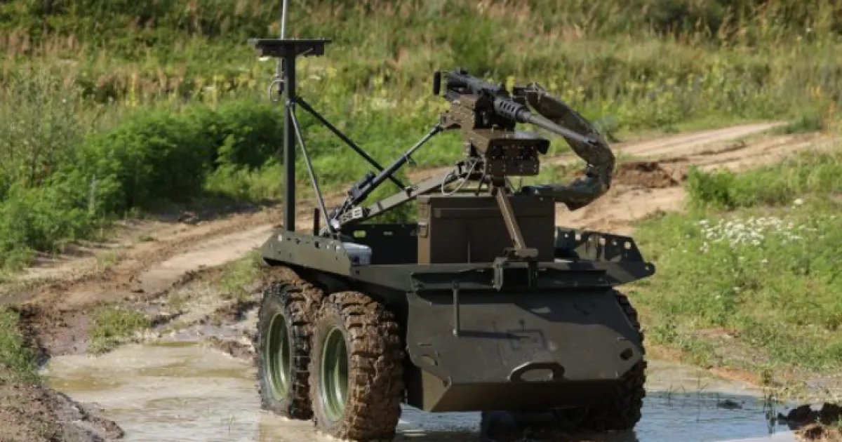 Роботы вместо людей: ВСУ официально вводят в строй беспилотную платформу с пулеметом