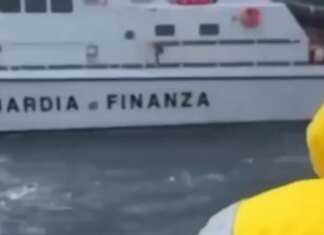 В Италии задержали судно из Новороссийска из-за санкций ЕС. ВИДЕО