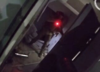 Российских военных выбили из разрушенного супермаркета в Купянске. ВИДЕО