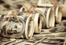 Евро пробил отметку 50 гривен: экономист объяснил, повлияет ли курс на стоимость продуктов