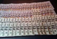 Військовослужбовця з Дніпропетровщини підозрюють у вимаганні 9 тис. доларів