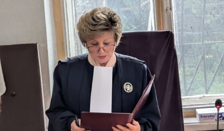 У Дніпрі суддя, що вела справу Тищенка, подала у відставку