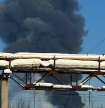 В России загорелся НПЗ в Ухте после удара украинских дронов