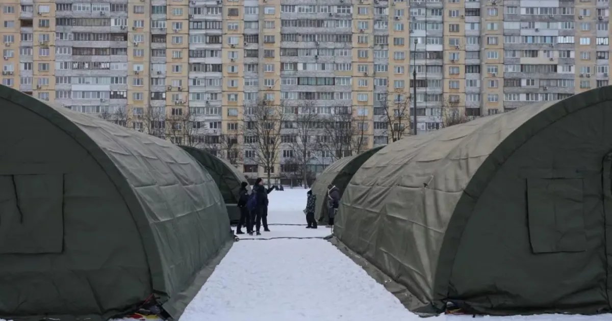 После российской атаки в Киеве 500 домов остаются без отопления