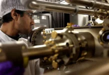 Ученые создали квантовый материал, который «извлекает» водород из солнца и воды