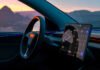 Tesla запускает умного ассистента Grok для авто в Европе