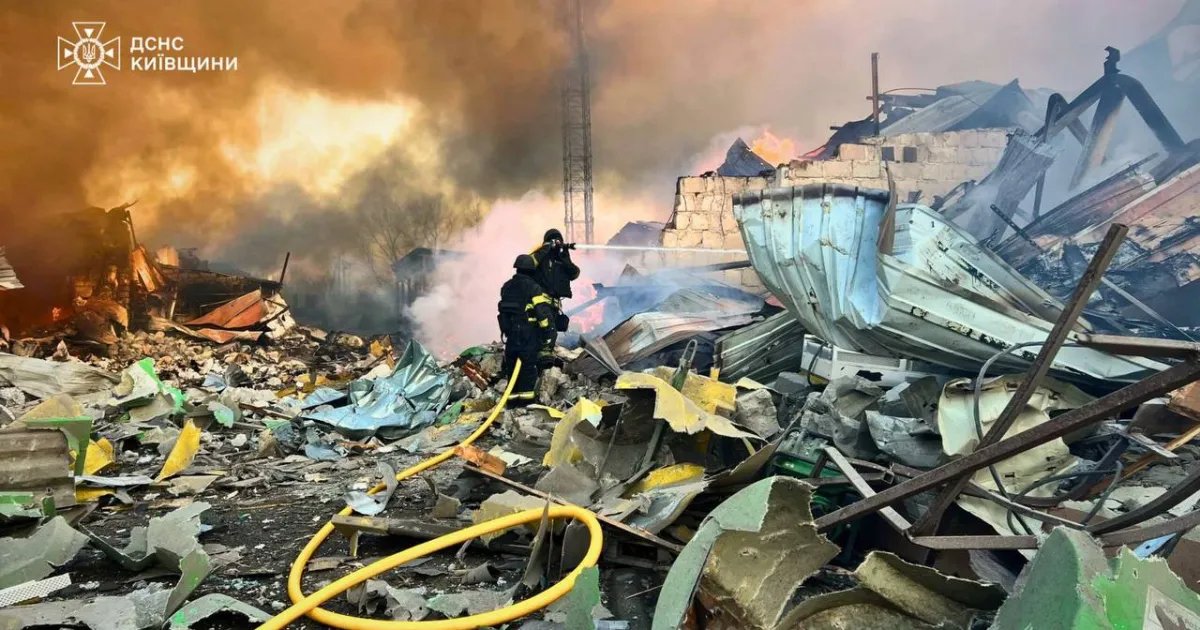 Зеленский о ночном ударе РФ: ПВО сбила большинство ракет, но есть жертвы среди гражданского населения