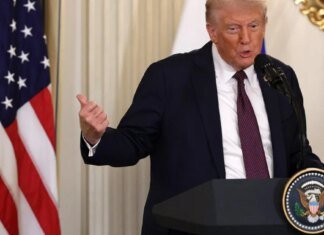 «Можем ударить еще для развлечения»: как Трамп «умиротворяет» Тегеран ракетами и иронией