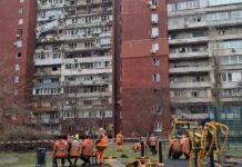 «Був нетиповий звук такої сили, що дрижали стіни»: що зараз на місці російської атаки в Дніпрі