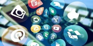 Только 7% украинцев не пользуются соцсетями, большинство пользуется телеграм-каналами — опрос Socis