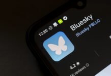 ИИ-бота Bluesky для настройки ленты заблокировали 125 000 человек в день запуска: больше только у Джей Ди Вэнса