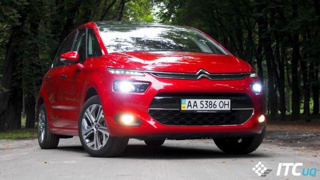 Технологии в автомобиле Citroen C4 Picasso – новая платформа, автопарковка и массаж спины