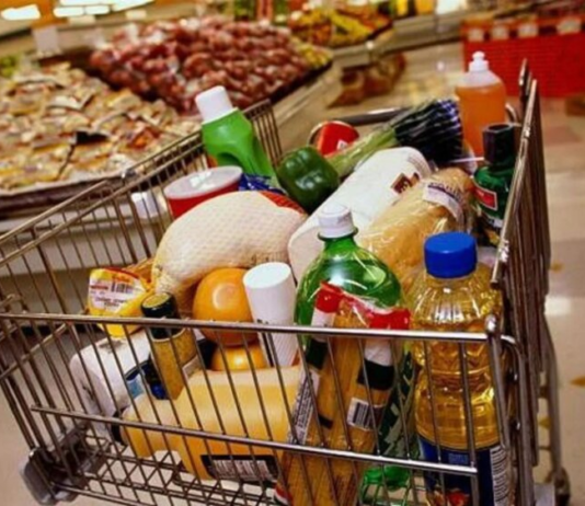 Ценники в супермаркетах перепишут вслед за топливом: украинцам назвали сроки подорожания продуктов