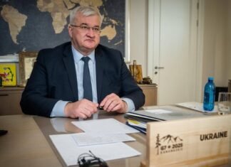 Украина выражает солидарность с ОАЭ, просит обеспечить украинцам в стране необходимую защиту и заботу в нынешних условиях — Сибига