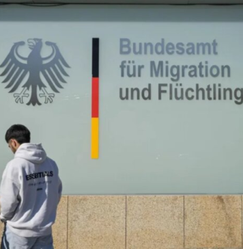 Украинцев могут выдворить из Германии: пошли по примеру Польши