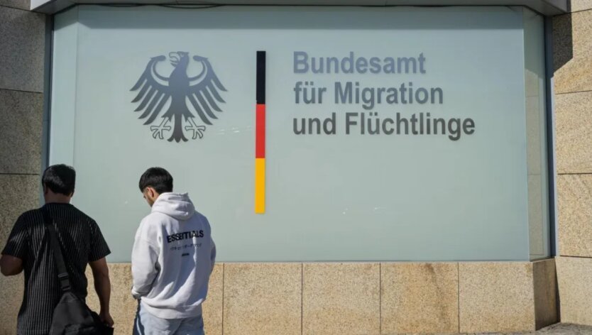 Украинцев могут выдворить из Германии: пошли по примеру Польши