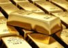 Россия впервые за четверть века продает золотые слитки из резервов Центробанка, чтобы покрыть дефицит бюджета.