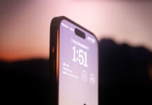 iPhone 18 Pro получит на 35% меньший Dynamic Island: появились фото чехлов