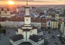 В Ивано-Франковске прогремело два взрыва, тревога не объявлялась: подробности. ВИДЕО