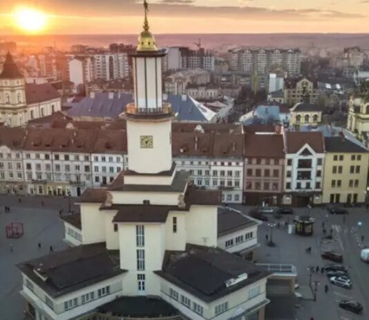 В Ивано-Франковске прогремело два взрыва, тревога не объявлялась: подробности. ВИДЕО