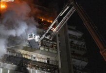 В Сумах дроны РФ поразили 16-этажное здание, среди раненых — ребенок. ФОТО