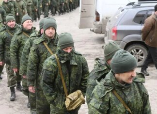 Командиры РФ угрожают бойцам расправой за отказ идти в атаку — перехват ГУР