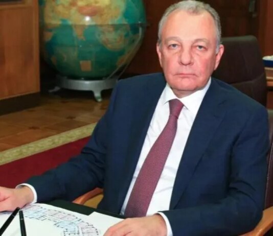 Минус один «герой труда»: на встречу с Кобзоном отправился конструктор гиперзвуковых ракет «Циркон»