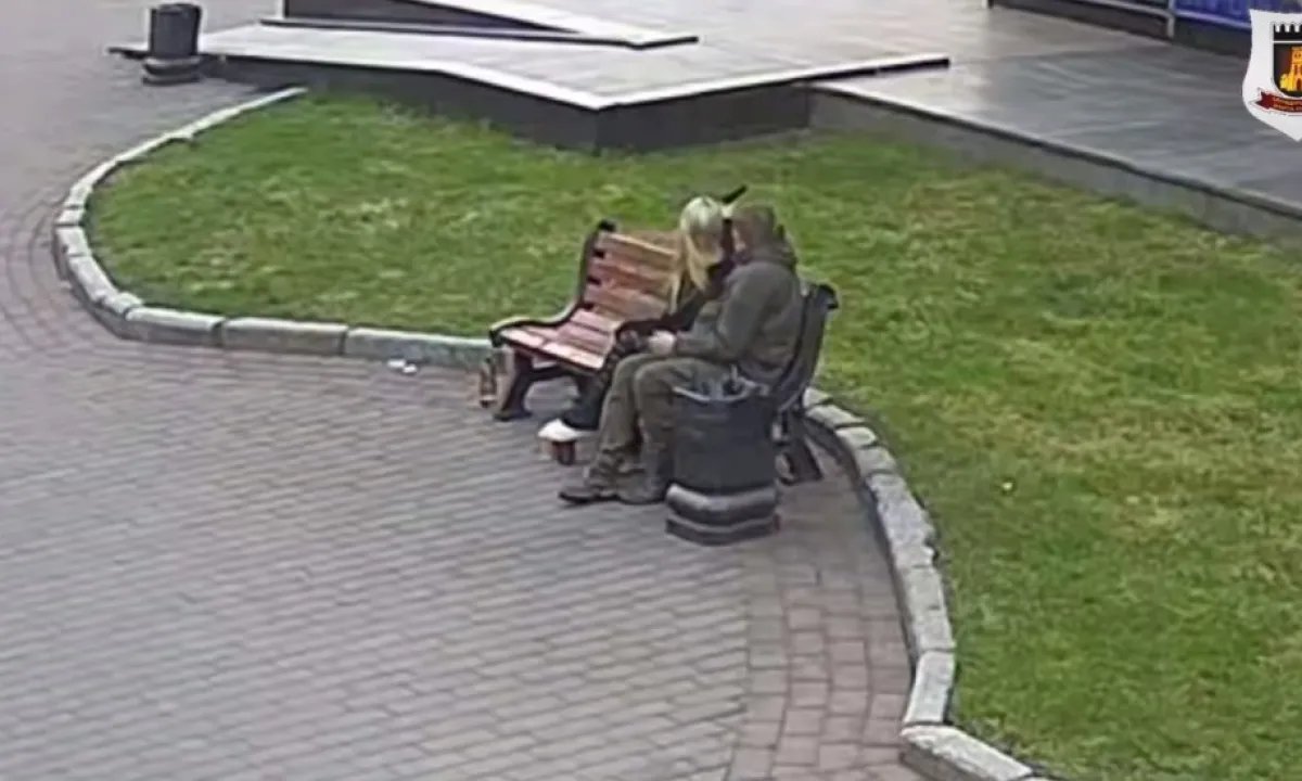 В Луцке малолетняя «героиня» едва не убила пассажиров троллейбуса ради хайпа: подробности. ВИДЕО