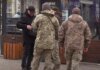 В Луцке подростки напали на сотрудников ТЦК