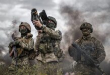 Потери России за сутки выросли на 960 военнослужащих и более 40 артиллерийских систем