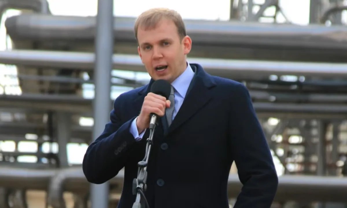 Свои грызут своих: в Москве начали публичную травлю «кошелька Януковича». ВИДЕО