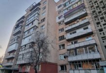 Оборванная жизнь на детской площадке: в Черкассах «шахед» убил мальчика