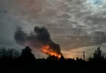 В Мелитополе прогремела серия взрывов на подстанции: город частично остался без света