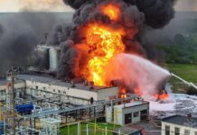 Феодосия в черном саване: крымский предатель требует снести нефтебазу под корень. ФОТО, ВИДЕО