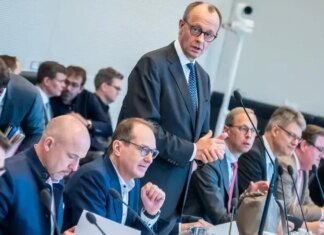 Трагедия как шанс: канцлер Германии поражен темпами модернизации армий Европы