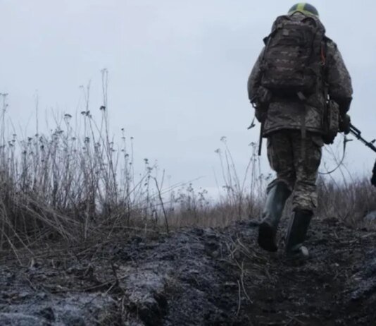 Ничего живого не остается: украинский офицер описал жуткую реальность современной передовой