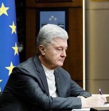 Порошенко поздравил Мадьяра с победой на парламентских выборах в Венгрии