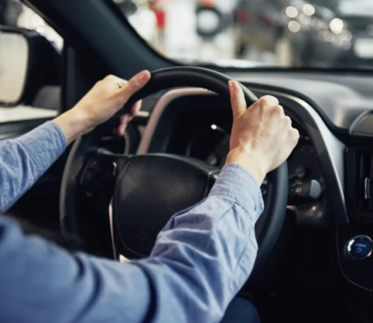 Водителей с таким авто заставят пройти проверку: кого ждёт экспертиза