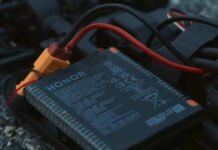 Маркетинг, который работает: Honor 600 победил iPhone 17 Pro и Galaxy S26 в необычном тесте аккумулятора