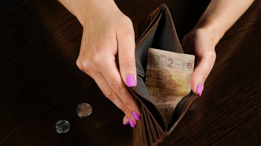 Деньги выплатят мгновенно, но есть нюанс: как в Украине будет работать кризисная базовая соцпомощь