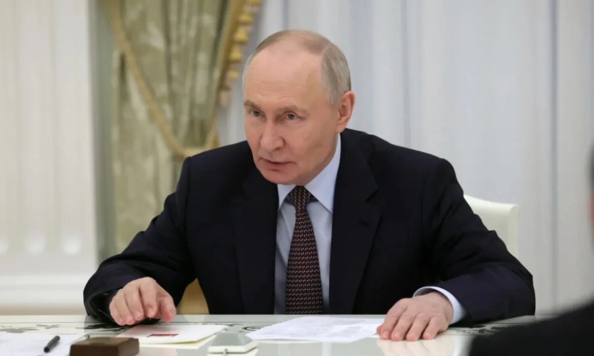 Оговорка по Фрейду: Путин засомневался, где именно затаились фашисты. ВИДЕО