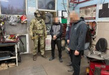 Вместо окопов — автосервис: командира из Хмельницкой области разоблачили на махинациях