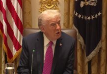 Трамп выставил Ирану три требования и ушел в ситуационную комнату для принятия решения