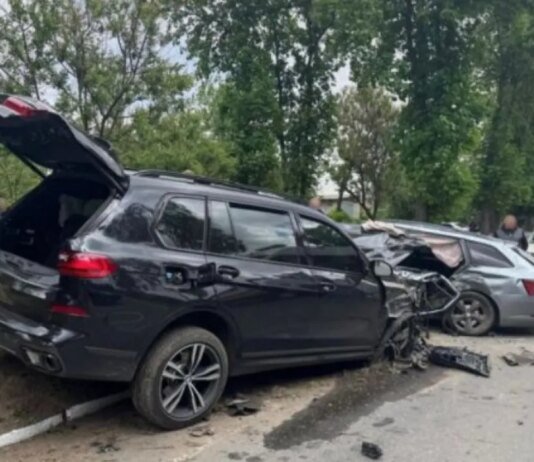 Смертельные игры мажоров: на Киевщине школьники на BMW и Skoda разбились в ДТП. ФОТО