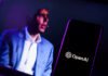 Утечка раскрывает первые подробности о смартфонах от OpenAI